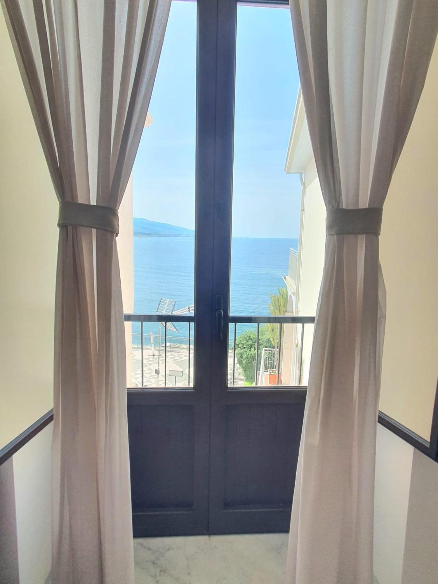 Il Molo Camere Per Vacanze Diamante Εξωτερικό φωτογραφία