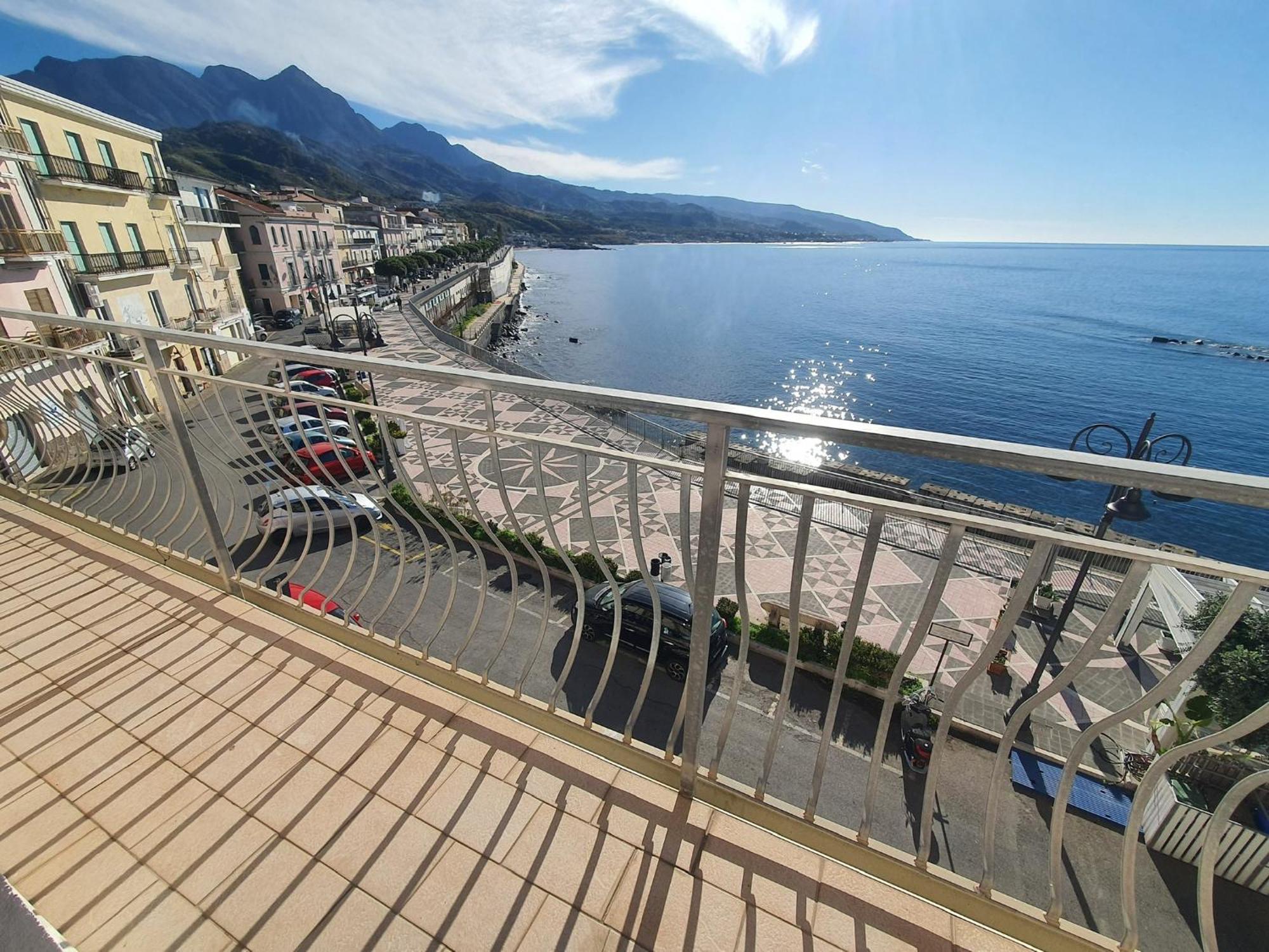 Il Molo Camere Per Vacanze Diamante Εξωτερικό φωτογραφία